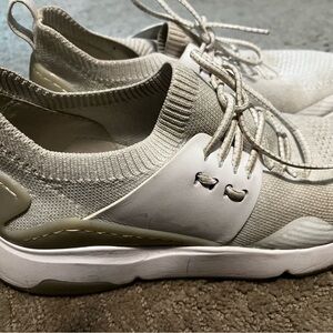 Cole Haan Zerogrand white-gray, size 8b